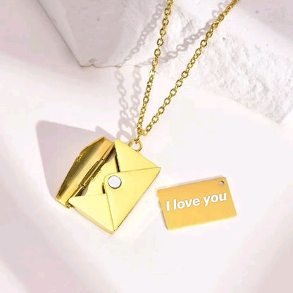 💌 Pour la Saint-Valentin : 1 collier Enveloppe d’Amour acheté = 1 OFFERT 💝 – Stock limité, ne rate pas cette preuve d’amour !